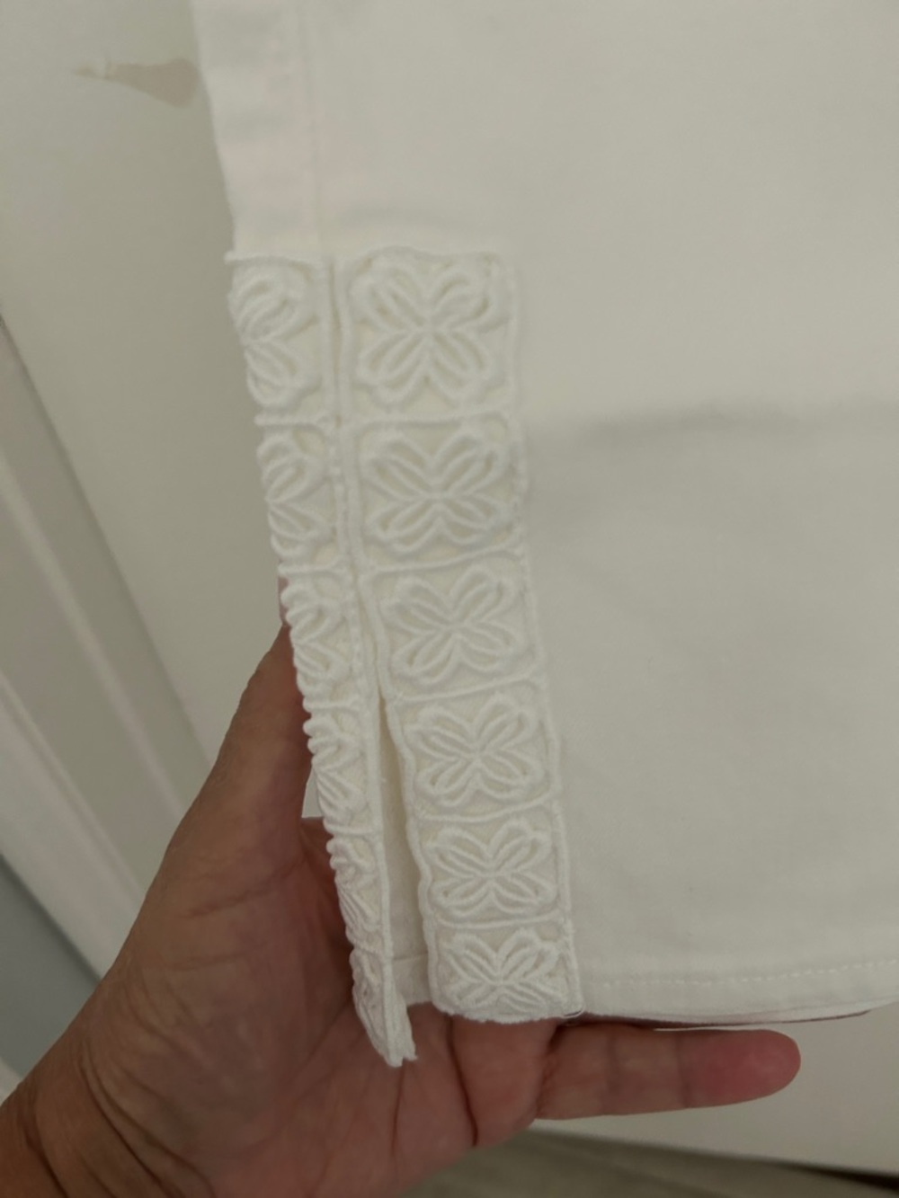 Lilly Pulitzer South Ocean White High-Rise Women's Jeans NWT -Size 12 - Picture 4 of 11